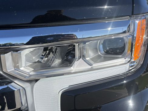 Used 2025 Chevrolet Silverado 1500 LT image 40