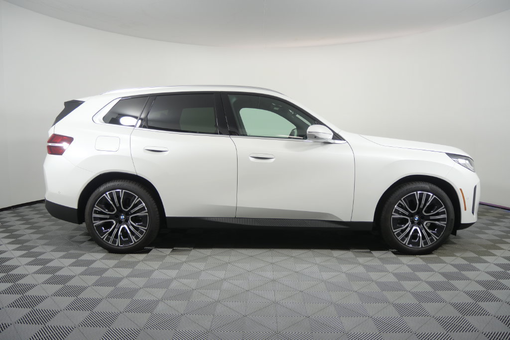 Certified 2026 BMW X3 xDrive30i AWD/4WD image 3