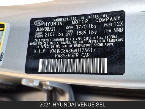 Used 2021 Hyundai Venue SEL FWD image 24