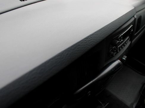 Used 2003 Dodge Ram 3500 Truck ST image 19