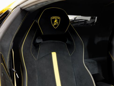 Used 2016 Lamborghini Aventador LP 750-4 Superveloce AWD/4WD image 42