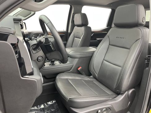 Used 2024 GMC Sierra 1500 Denali AWD/4WD image 21