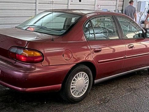 Used 2003 Chevrolet Malibu V6 image 3