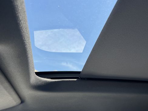 New 2026 Cadillac Lyriq Luxury image 21