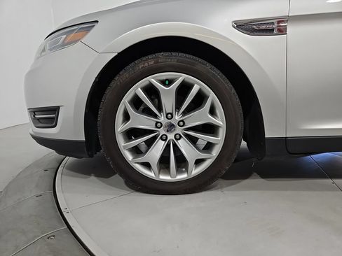 Used 2016 Ford Taurus Limited FWD image 26