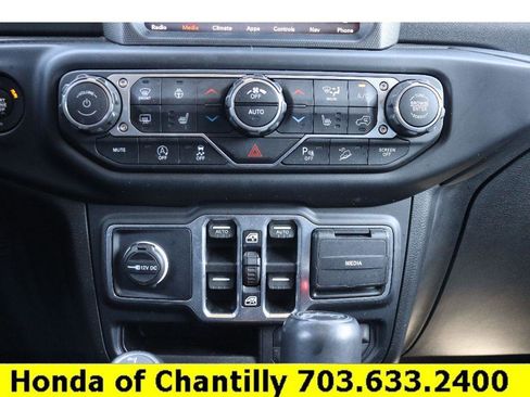 Used 2019 Jeep Wrangler Unlimited Sahara w/ Quick Order Package 24M Moab image 12