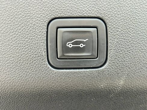 Used 2024 Cadillac Escalade Sport w/ LPO, ONYX Package AWD/4WD image 36