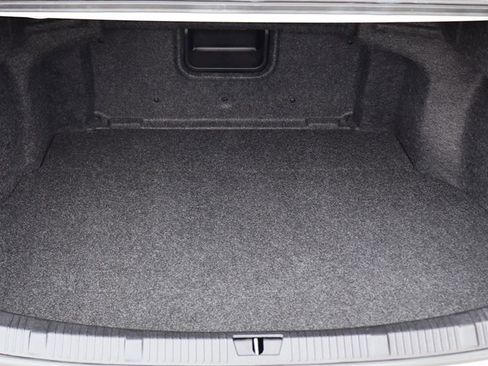 Used 2017 Toyota Avalon Limited w/ All Weather Liner Package FWD image 23