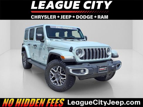 Used 2024 Jeep Wrangler Sahara w/ Technology Group image 1