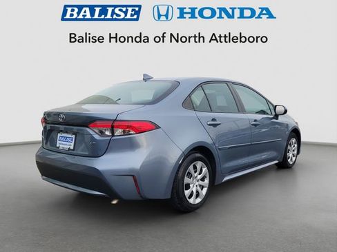 Used 2021 Toyota Corolla LE image 7