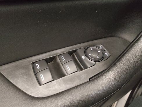 Used 2020 Chevrolet Blazer LT FWD image 27