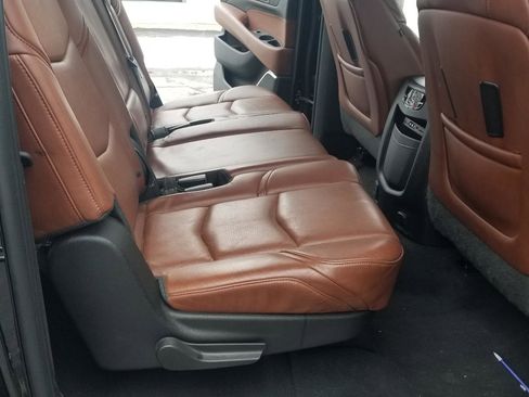 Used 2015 Cadillac Escalade ESV Premium AWD/4WD image 24