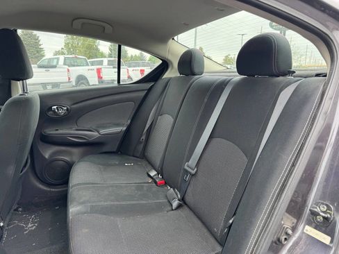 Used 2015 Nissan Versa SV FWD image 12