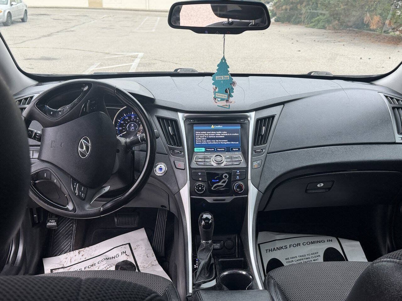 Used 2012 Hyundai Sonata SE w/ Navigation & Sunroof Pkg FWD image 10