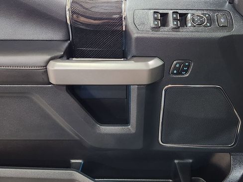 Used 2022 Ford F350 Platinum image 45