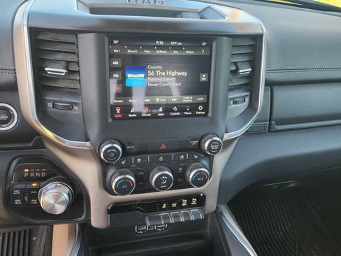 Used 2021 RAM 1500 Laramie AWD/4WD image 11
