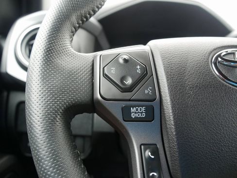 Used 2021 Toyota Tacoma TRD Sport image 18