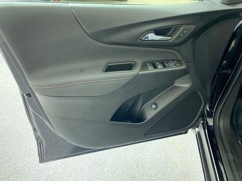 Used 2023 Chevrolet Equinox RS image 20