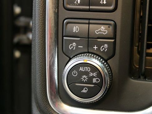 Used 2022 GMC Sierra 1500 AT4 w/ AT4 Premium Package AWD/4WD image 21