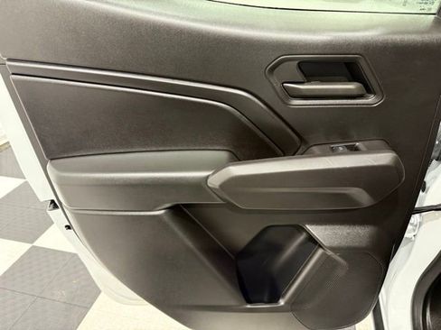 Used 2024 Chevrolet Colorado Trail Boss image 16