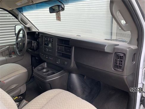 Used 2024 Chevrolet Express 3500 LS RWD image 24