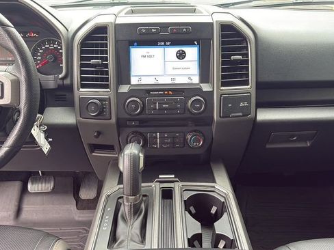 Used 2018 Ford F150 Raptor w/ Equipment Group 801A Mid image 30