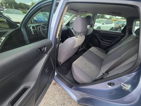 Used 2007 Toyota Matrix w/ PWR Pkg FWD image 13