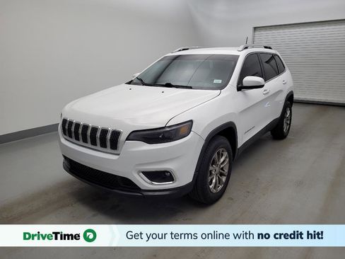 Used 2019 Jeep Cherokee Latitude Plus w/ Cold Weather Group AWD/4WD image 1