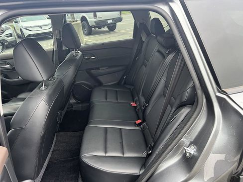 Certified 2023 Nissan Rogue SV w/ SV Premium B Package FWD image 14