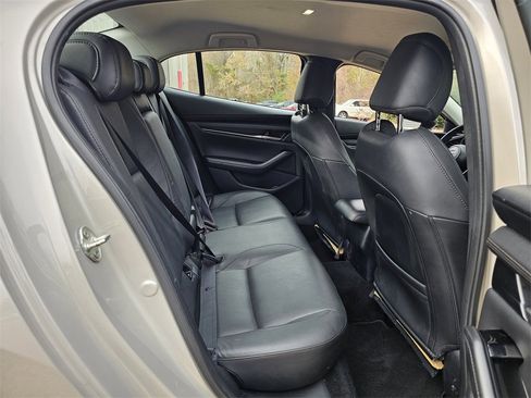 Used 2024 MAZDA MAZDA3 s image 24
