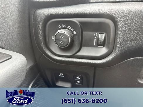 Used 2020 RAM 1500 Big Horn AWD/4WD image 30
