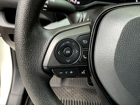 Certified 2025 Toyota RAV4 LE image 21