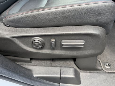 Used 2025 Honda Odyssey Sport-L image 16