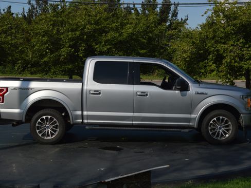 Used 2020 Ford F150 XLT w/ Equipment Group 302A Luxury RWD image 12