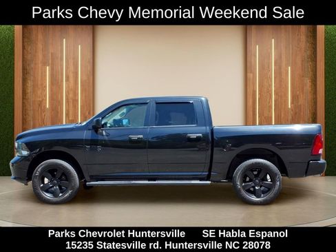 Used 2016 RAM 1500 Express w/ Black Ram 1500 Express Group AWD/4WD image 30