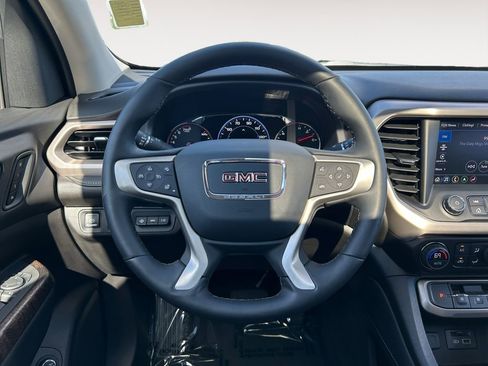 Used 2023 GMC Acadia Denali w/ Denali Ultimate Package AWD/4WD image 20