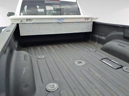 Used 2022 RAM 3500 Tradesman RWD image 11