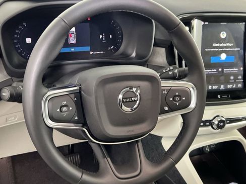 New 2026 Volvo XC40 B5 Plus w/ Climate Package AWD/4WD image 10