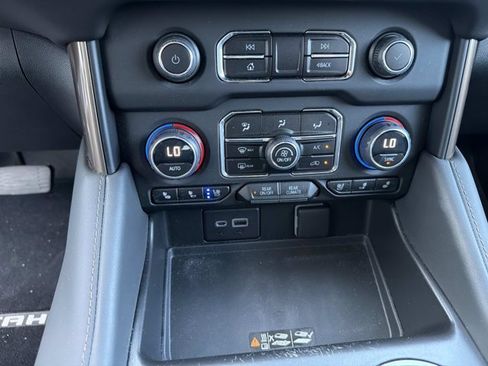 Used 2023 Chevrolet Tahoe High Country AWD/4WD image 33