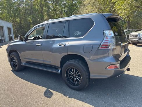 Used 2021 Lexus GX 460 Premium w/ Premium Package image 27