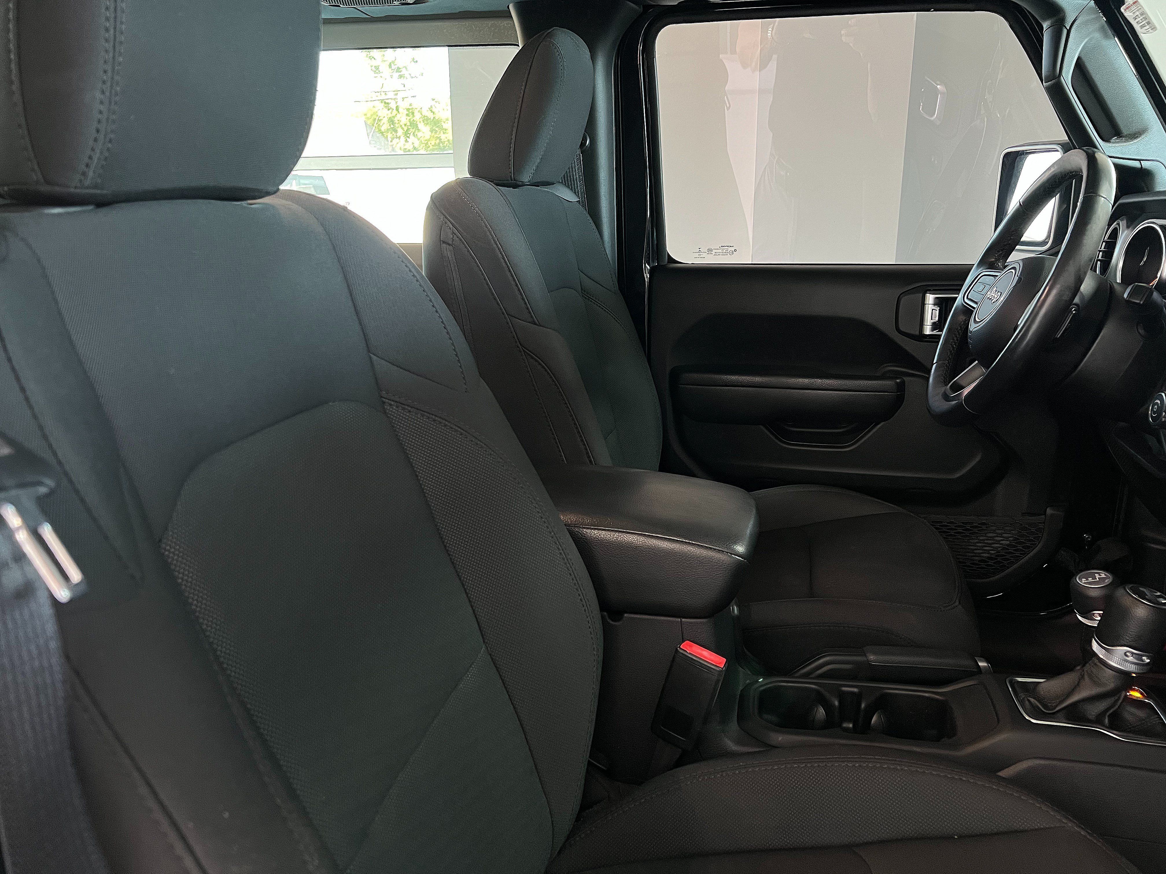 Used 2022 Jeep Wrangler Sport AWD/4WD image 21