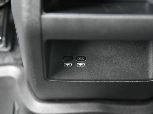 Used 2024 Honda Prologue EX image 41