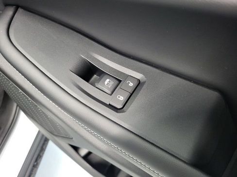 New 2025 Jeep Grand Cherokee L Limited image 33