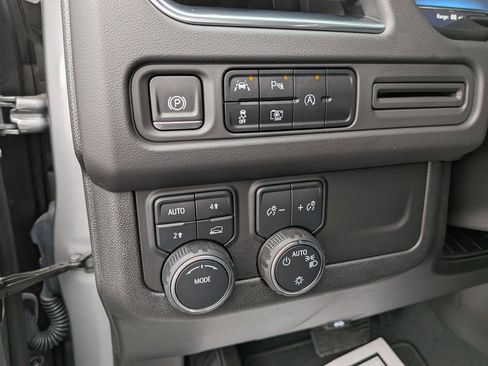 Used 2023 Chevrolet Tahoe RST w/ Luxury Package image 14