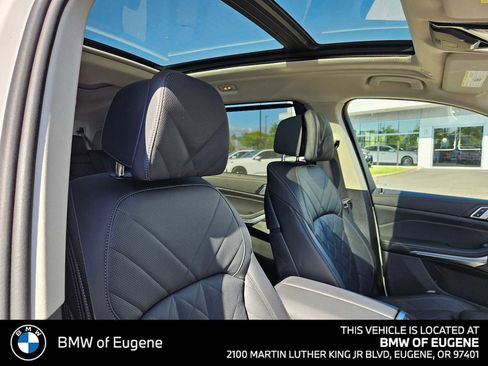 Used 2025 BMW X7 xDrive40i w/ Executive Package AWD/4WD image 14
