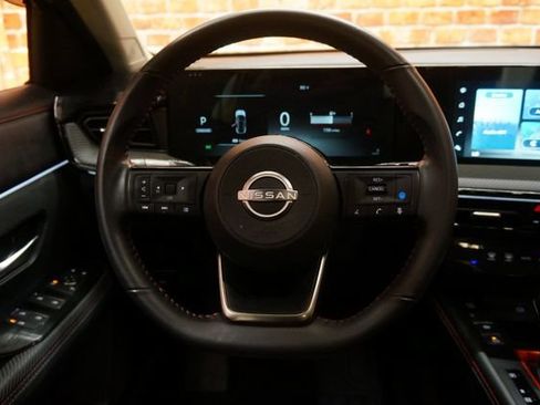 Used 2025 Nissan Kicks SR w/ Illumination Package AWD/4WD image 11