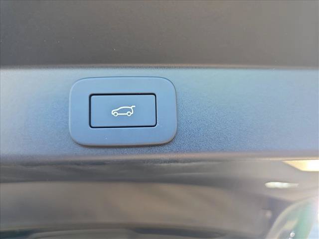 New 2027 Land Rover Range Rover Sport SV AWD/4WD image 13