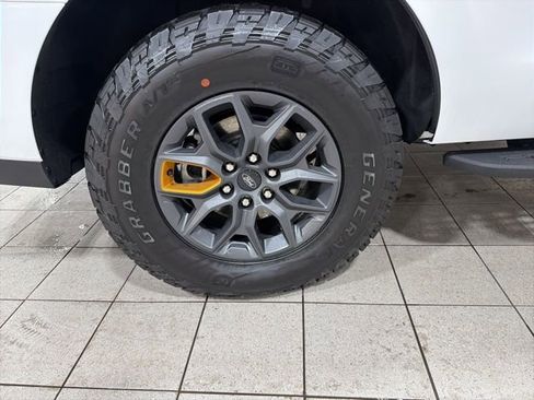 Used 2025 Ford Expedition Tremor image 8