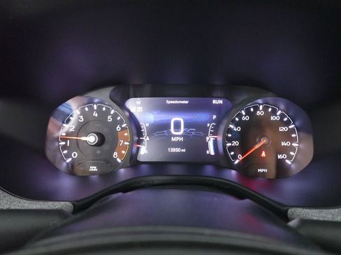 Used 2025 Jeep Compass Latitude image 14