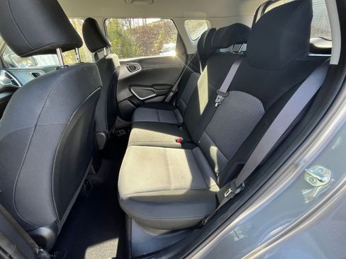 Used 2025 Kia Soul LX w/ LX Technology Package image 34